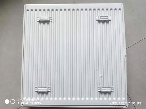 �ӱ���ʽɢ����ģ��